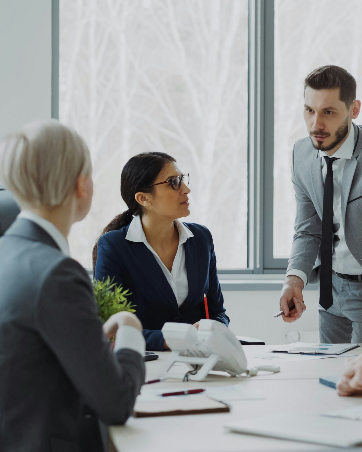Berg Partners team in strategic discussion